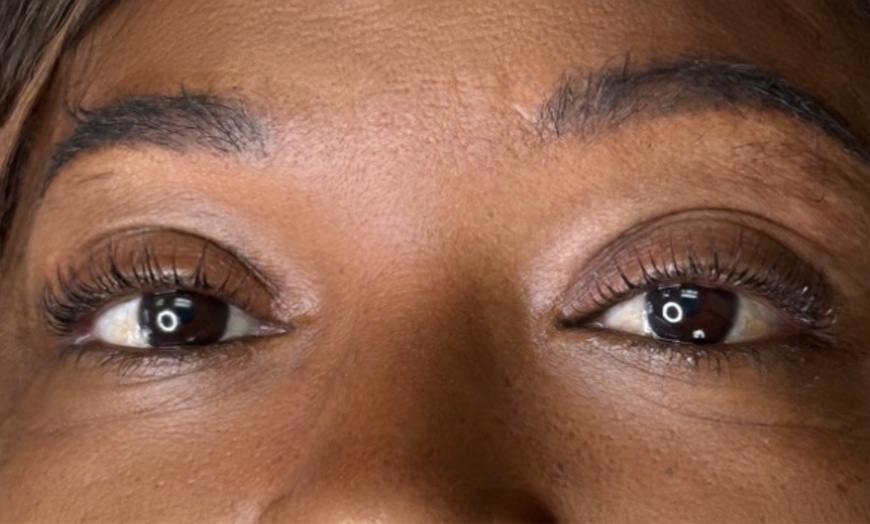Image 2: Eyelash Lift with Optional Tint or Eyebrow Waxing Session