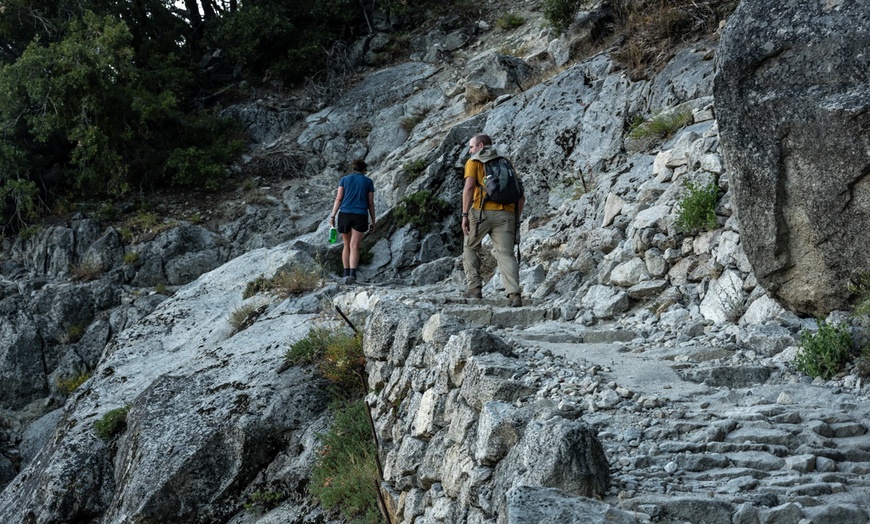 Image 4: ✈ Yosemite: 4-Day Adventure with Air & Hotel from Worldee