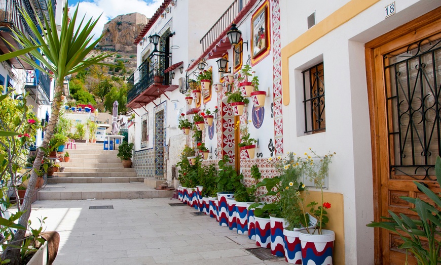 Image 14: Tours en tuk tuk por Valencia, Málaga, Mallorca, Ronda y Alicante