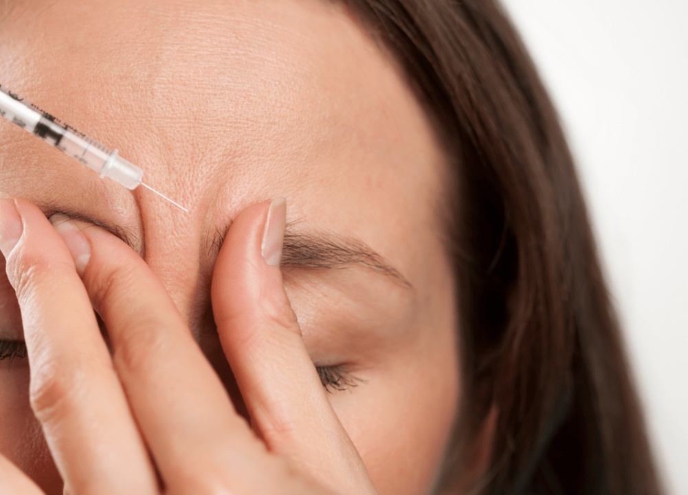 Freeze Time & Glow On: Custom Daxxify Treatments for Every Look!