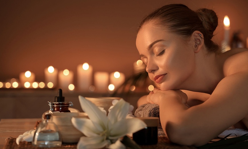 Image 2: Get Foot Reflexology, Combo Massage, Swedish Or Deep Tissue Massages