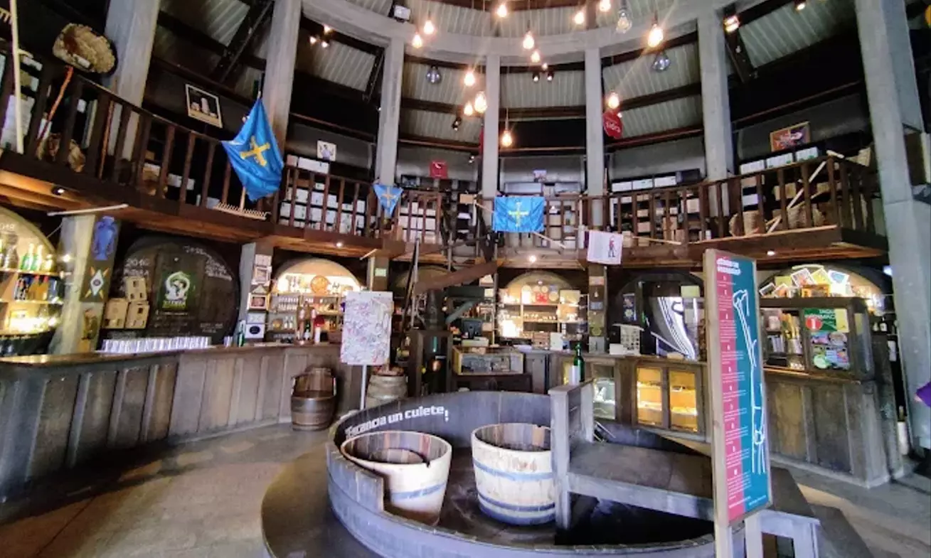 Visita al Museo de la Sidra y cata con aperitivos y pack regalo