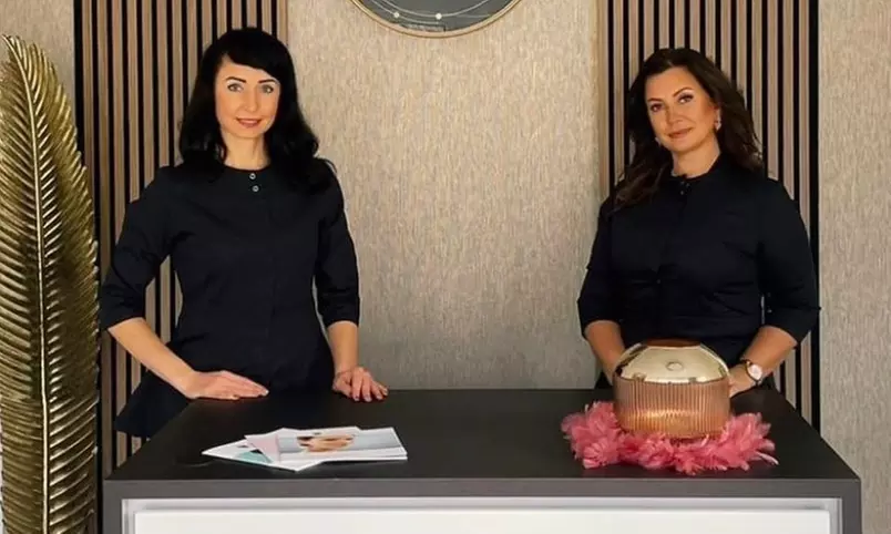 Tiefenreinigende Gesichtsbehandlung oder Microneedling mit Lifting Pen für 1 Person (bis zu 32% sparen) - Second Medium