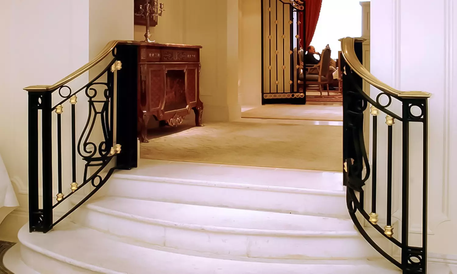 Price Drop Massage & Meal Inc Lunch or Afternoon Tea for one or two