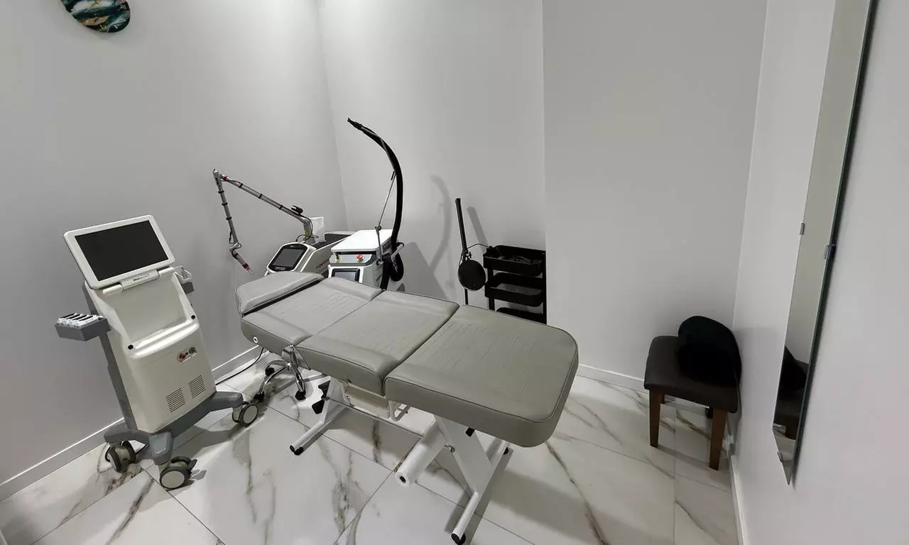 HIFU 13D ultralifting facial con radiofrecuencia y endosferas