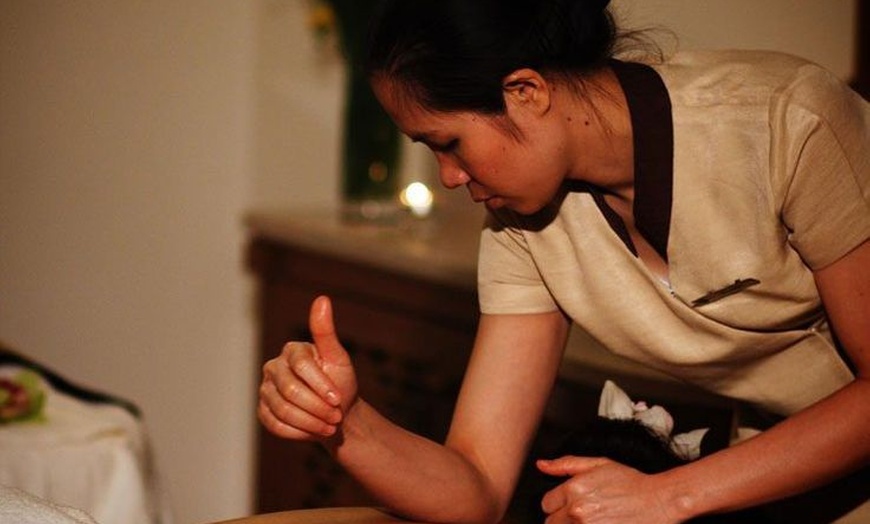 Image 8: Choice of Sports / Deep Tissue / Relaxing Massage ( 50% Off)