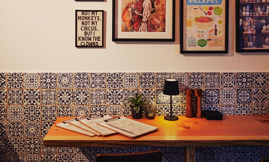 Image 5: 2 Falafel-Wraps To-Go