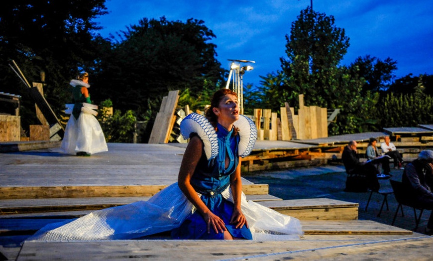 Image 2: Globe Berlin Open Air Theater: 1 Ticket vom 26.06. bis 11.09.2025