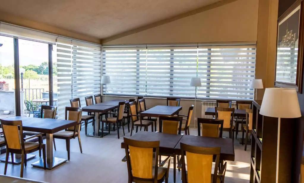 Spello: 1 o 2 notti in matrimoniale Standard con colazione, Spa e cena