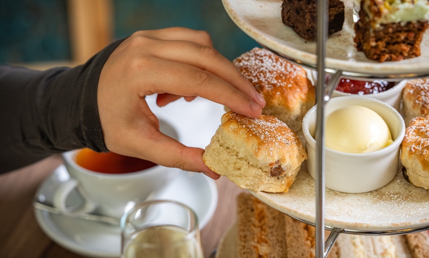 Image 6: Enjoy Sparkling or Traditional Afternoon Tea for 2 or 4