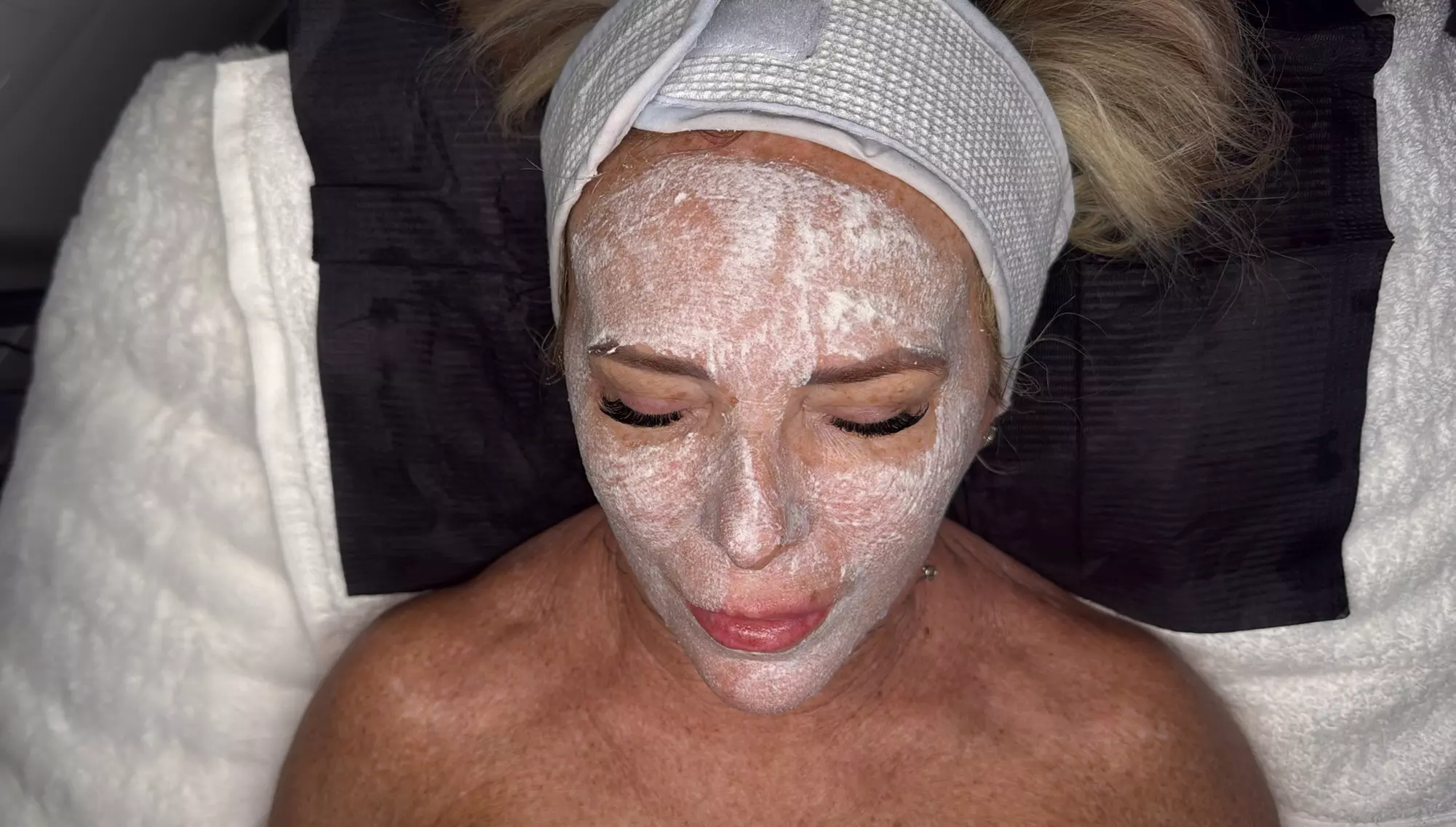 One, Two or Three Sessions of ML Signature Facial for One Person