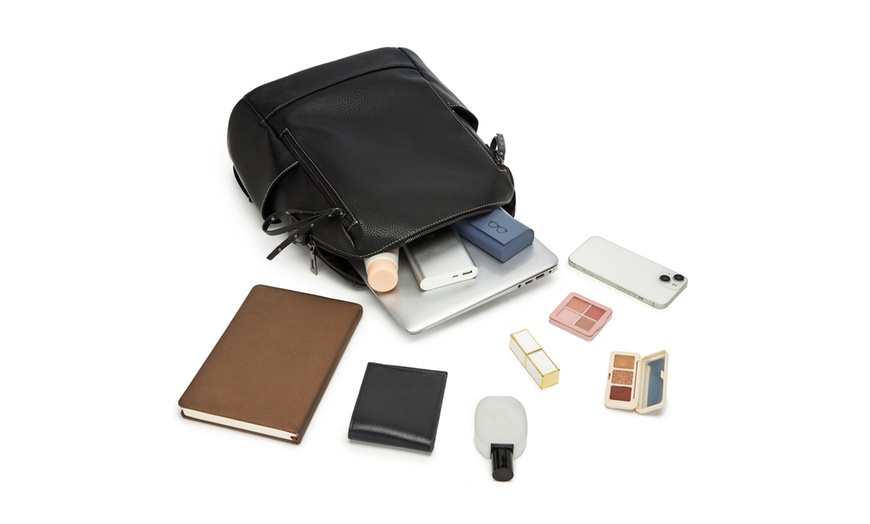 Image 8: PU Leather Women's Bag Collection in Various Styles And Colours