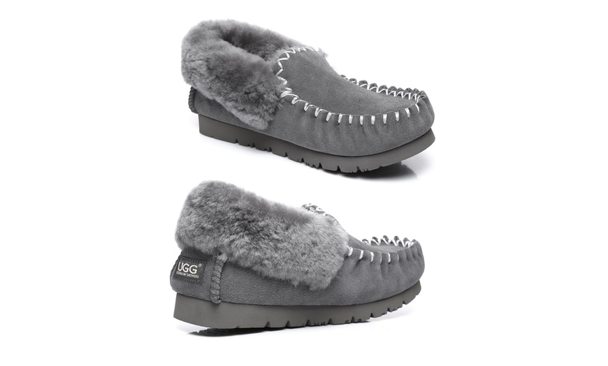 Image 21: Popo Moccasins Slipper Uggs