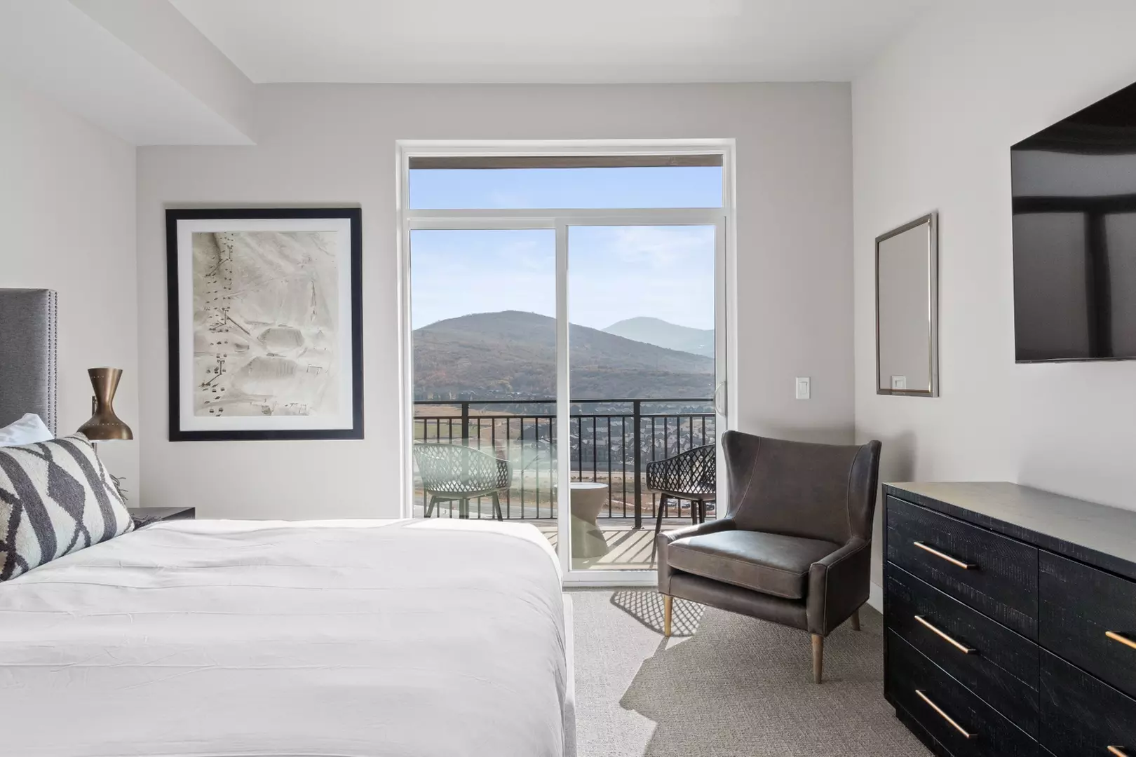Member Pricing: 4* Mountain Resort in Park City with Sweeping Views 
