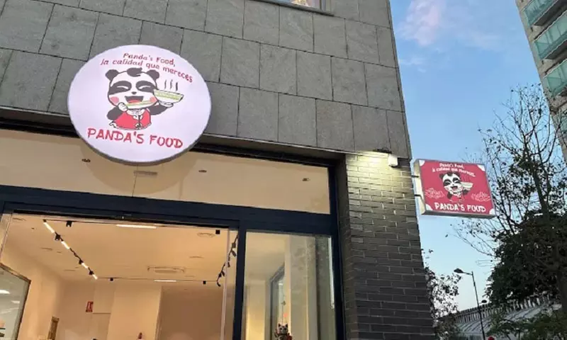 Combo de sushi para 2 o 4 con 34 o 68 piezas a elegir y bebidas