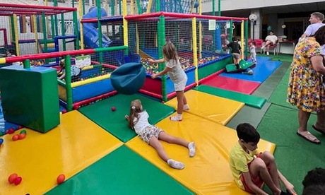 Entrada a parque de bolas: 2 niños / 60 minutos