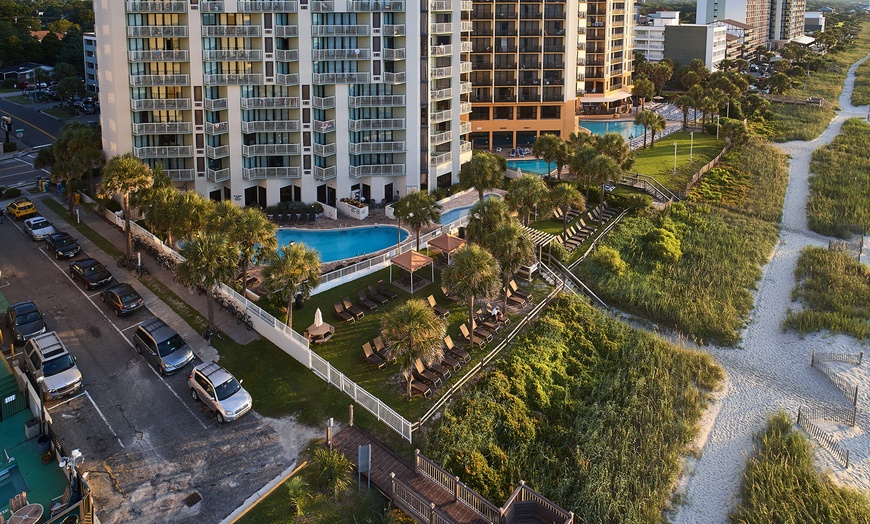 Image 22: The Strand: Oceanfront Views & Family Fun!