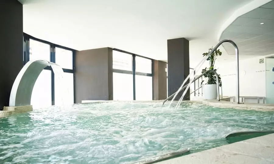 Circuito spa con masaje, cava y opción de cena o desayuno