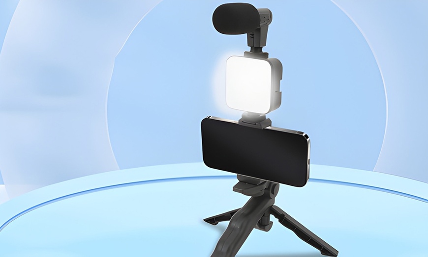 Image 7: Kit vlogging 4-en-1 : lumière, micro, trépied et télécommande