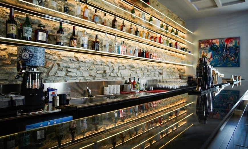 Image 20: Spiazzi: camera matrimoniale Standard con colazione e mezza pensione