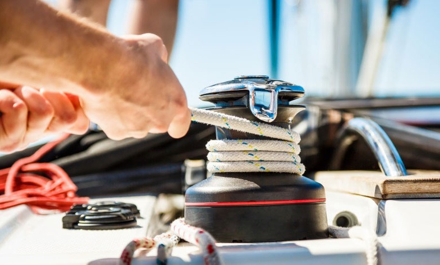 Image 3: Taller de navegación a vela por Barcelona para 1 o 2 personas
