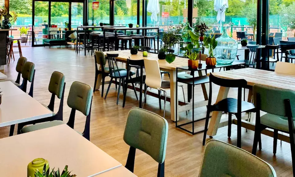 Italienischer Genuss: Pizza-Weltreise inkl. Salat & Limo oder 2-Gänge-Pasta-Menü für 2 Personen (bis 36% sparen) - Primary Image