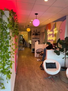 One Platinum HydraFacial - Optimal Wellness & Beauty