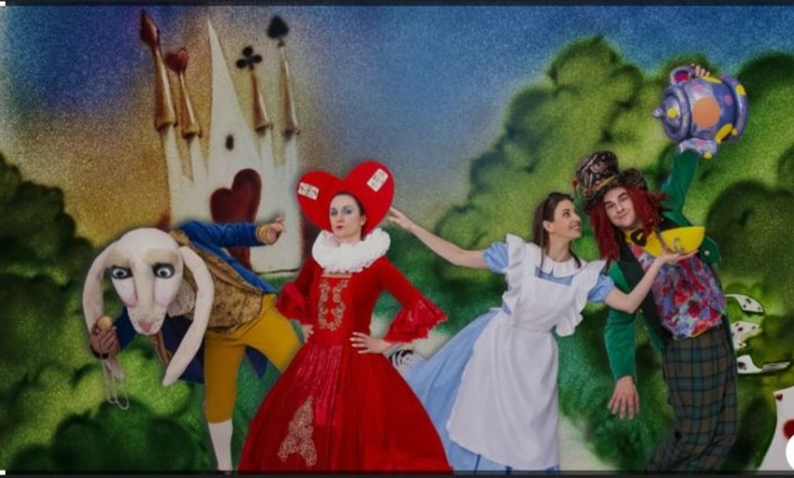 Image 3: Niezwykły spektakl malowany piaskiem: "Alicja w Krainie Czarów"