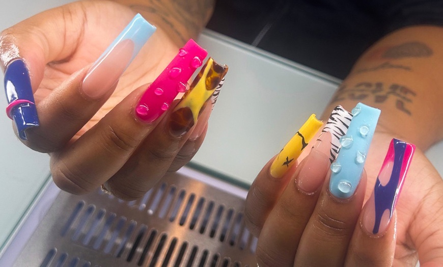 Image 3: Pick Your Perfect Mani: Gel, Acrylic, Gel X & More 