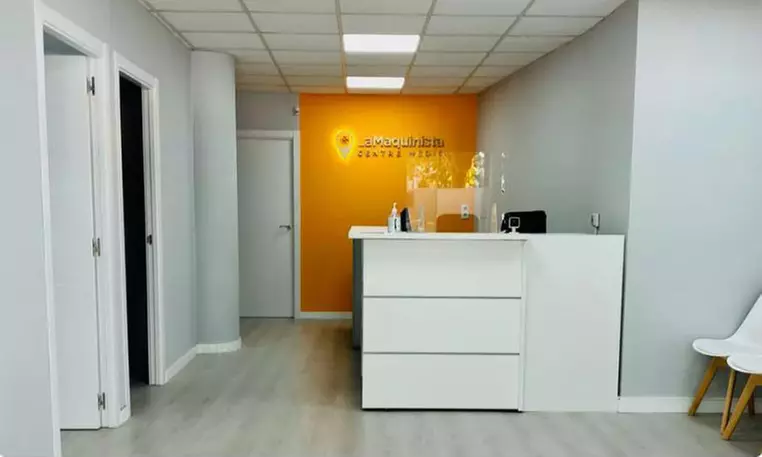 Hasta 44% de dto. en Revisión médica en Centro Médico La Maquinista