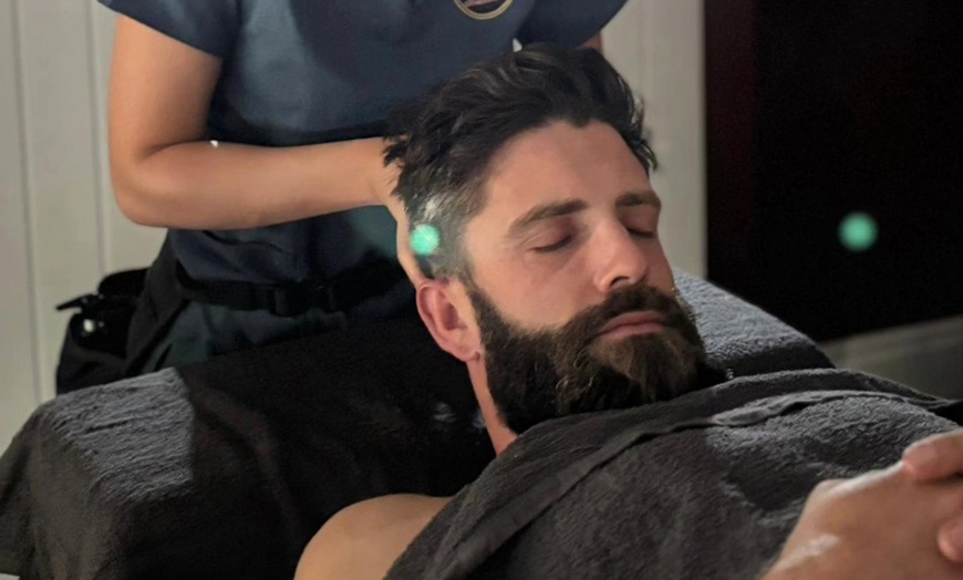 Image 3: Unwind with a 30, 60, or 90  Minute Couples Massage