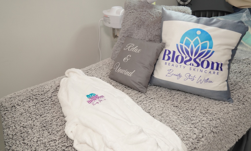 Image 2: Up to 50% Off on Men's Facial at Blossom Beauty Skincare