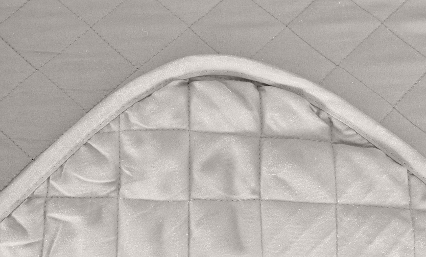 Image 15: Copridivano trapuntato antmacchia