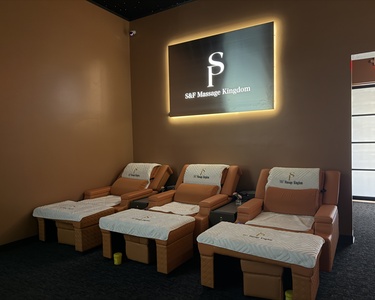 60-Minute Deluxe Foot Therapy - S and F Massage Kingdom