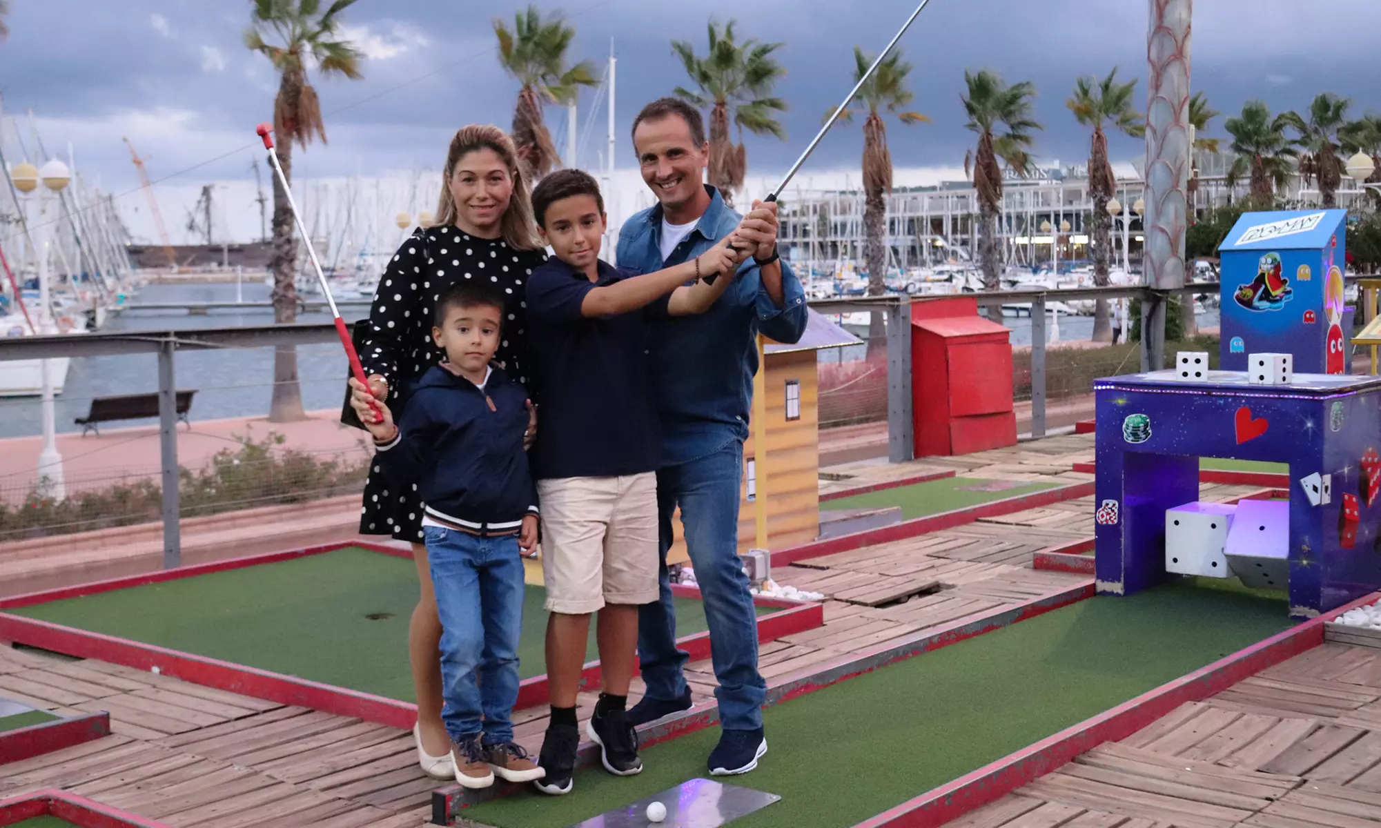 Pulsera de acceso ilimitado a todas las atracciones para adulto o niño