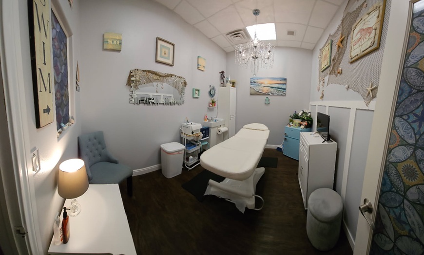 Image 4: Smooth Skin with Brazilian and Bikini Line Waxing Options