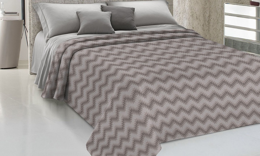 Image 2: Copriletto Pensieri Delicati 100% cotone Made in Italy