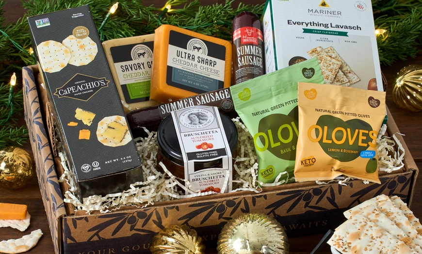 Image 12: Top-Selling Gourmet Meat, Cheese, Fruit & Snack Gift Baskets 