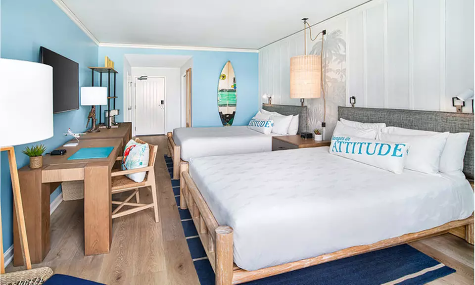 4-Star Stay With Rooftop Pool in San Diego's Lively Gaslamp Quarter
