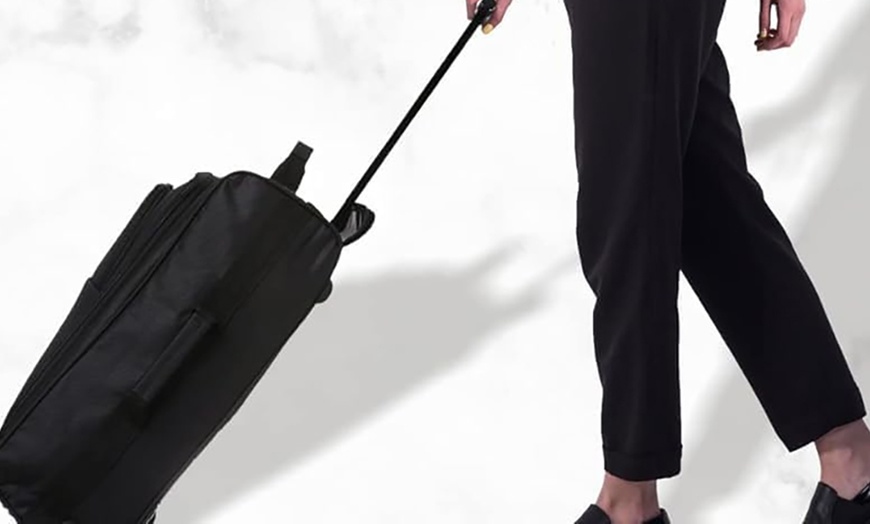 Image 7: Lightweight Travel Black Cabin Trolley Bag
