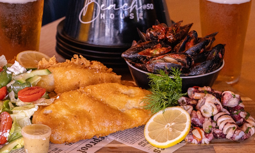 Image 4: Enjoy Seafood Platters for Two or Four with Stunning Waterfront Views