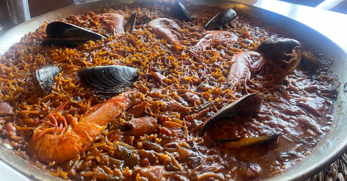 Menú mediterráneo clásico o prémium para 2 o 4 personas en Girona