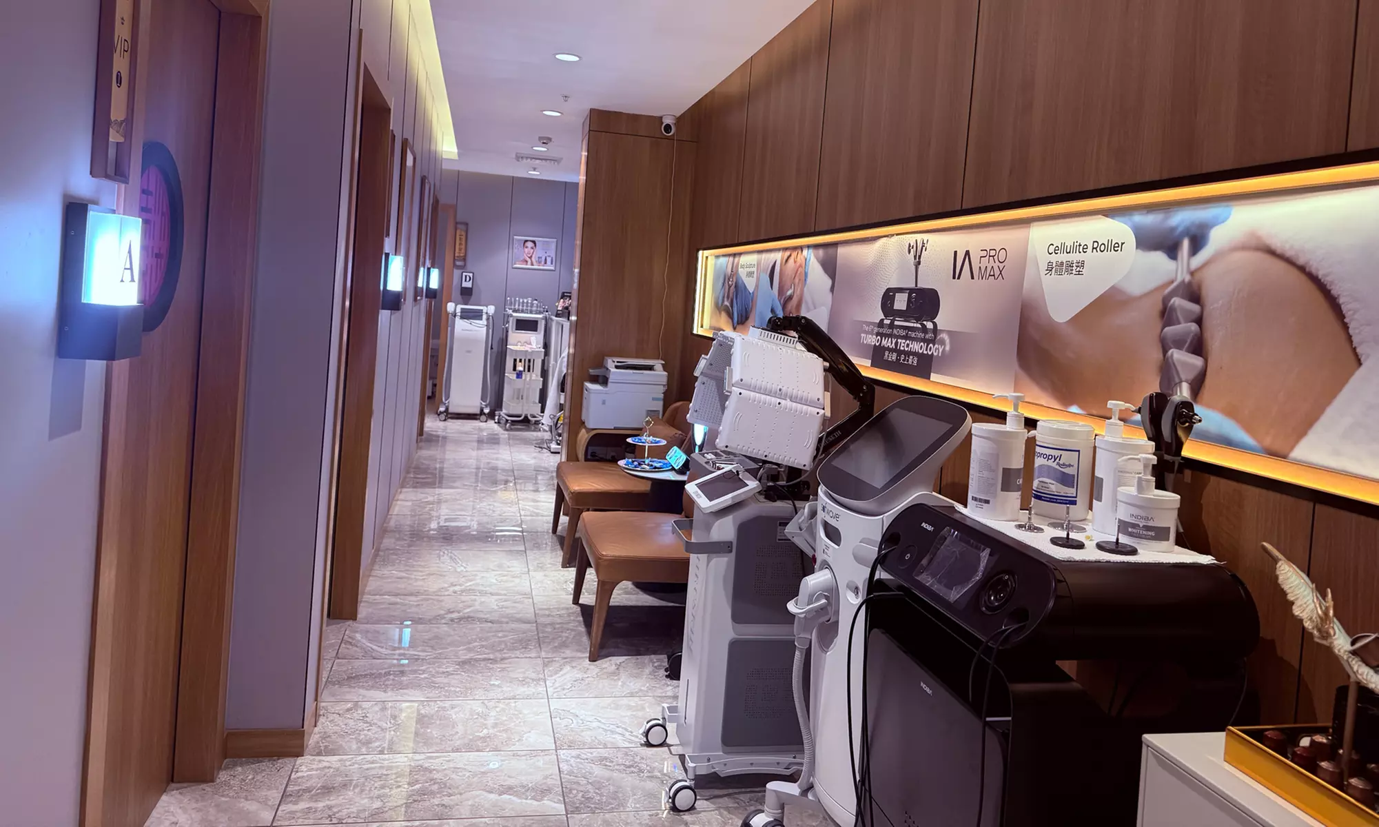 Refresh your look with line reduction & volume replacement