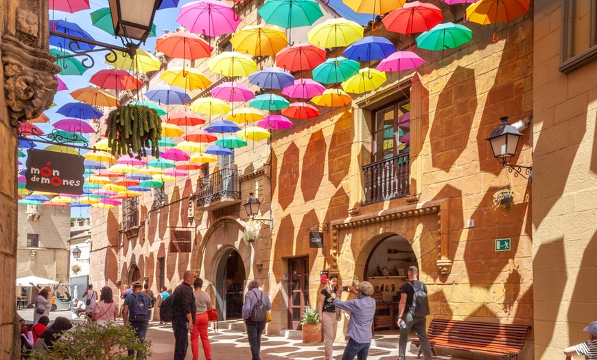 Image 1: ¡Vive el mediterráneo! Entrada al Poble Espanyol para hasta 4 personas