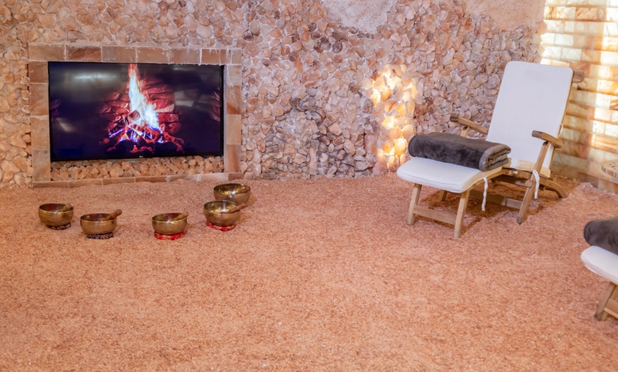 Image 2: Relax with 60, or 90-minute Spa Treatment for One Person or a Couple