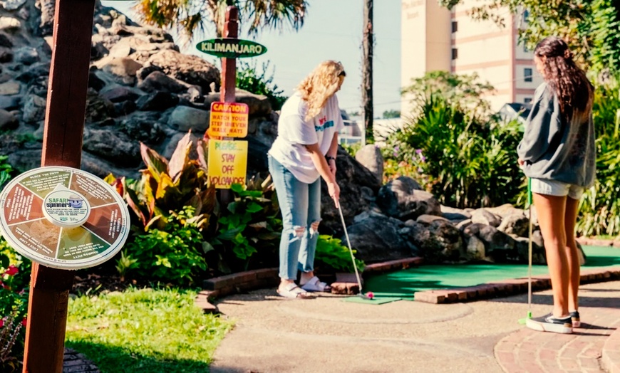 Image 2: Exciting Mini Golf Outing for 2, 3,or 4 People in Virginia Beach