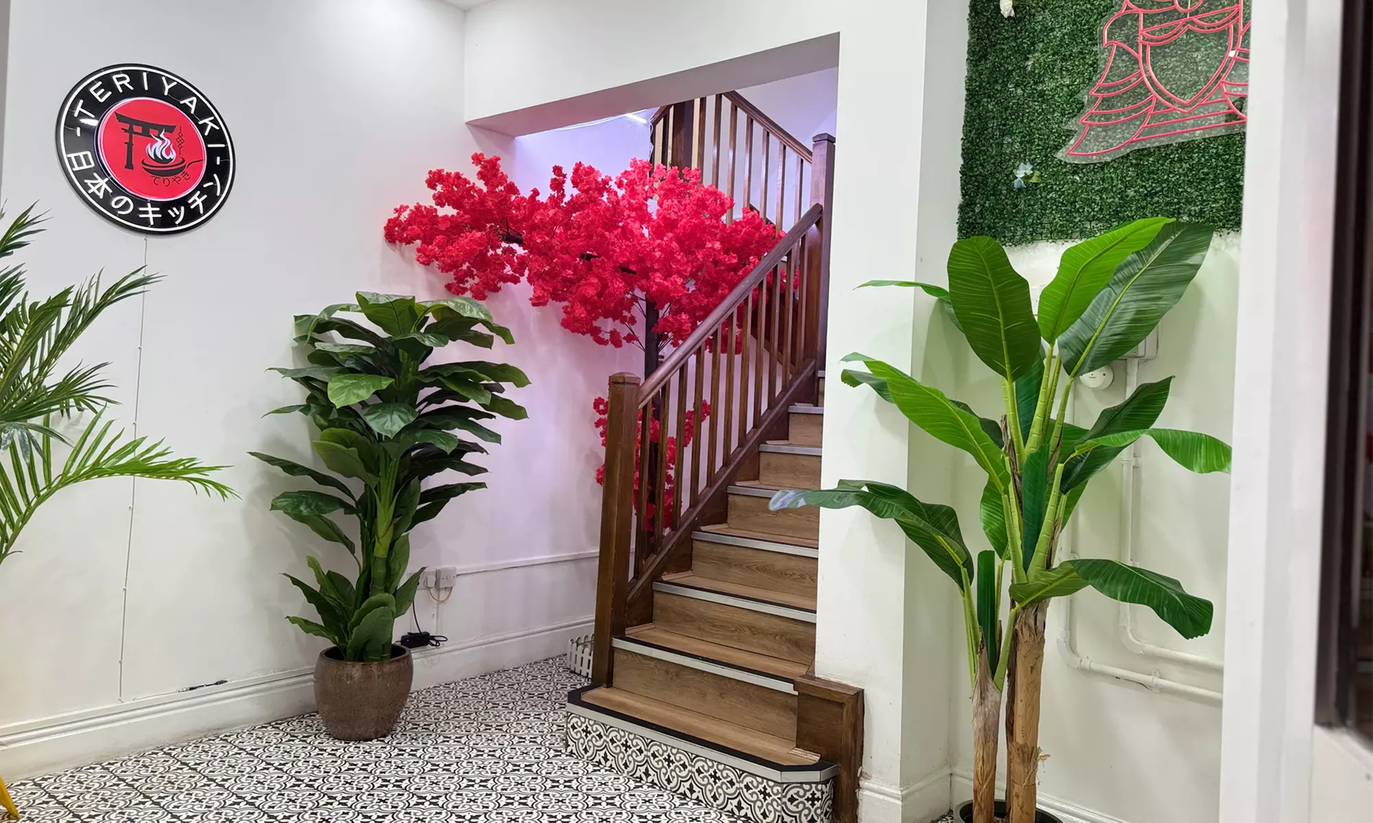 Sushi Feast for Two: 30 or 50 Pieces + Drinks Included