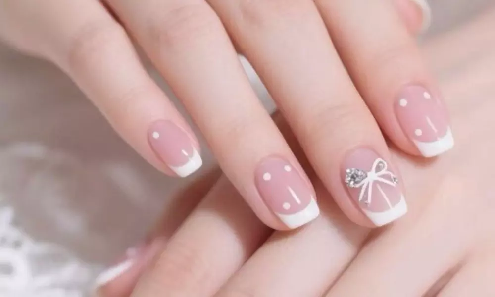 Polished Perfection:Gel Manicure, Nail Shaping,Cuticle Care, & Massage