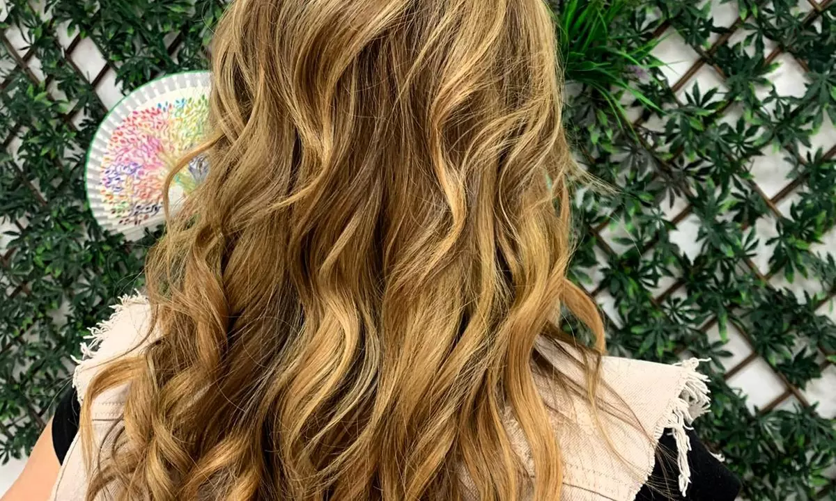 Sesión de peluquería con lavado, corte, peinado y opción a tinte