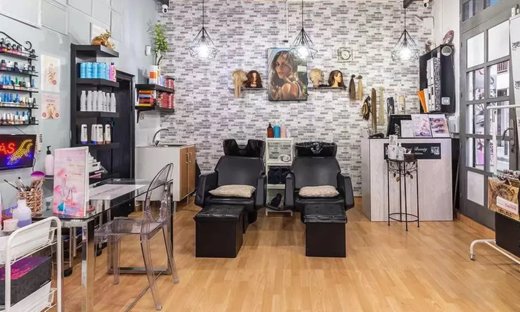 Sesión de peluquería con lavado, corte, secado y opción a color